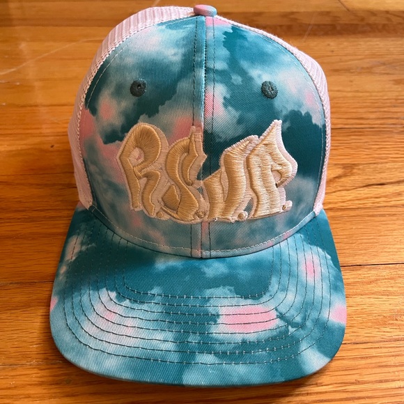 Double Portion Supply Hat - Picture 1 of 3